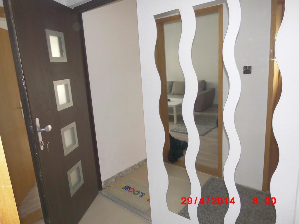 Frankfurt Airport & Fair Apartment كلسترباخ الغرفة الصورة
